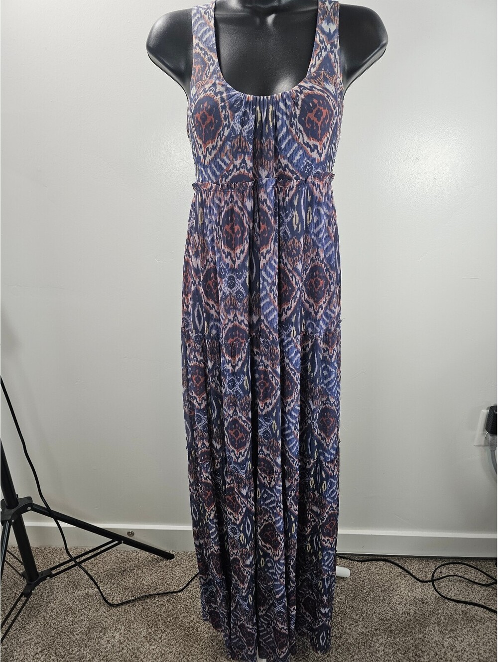 Sundance Medium Sleeveless Maxi Dress with Blue and Rust Pattern